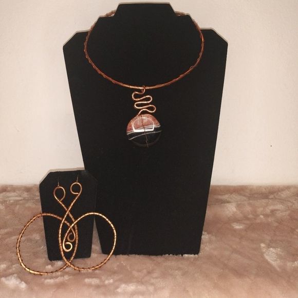 Handmade Copper Gemstone Necklace and Earring Set - Picture 1 of 3